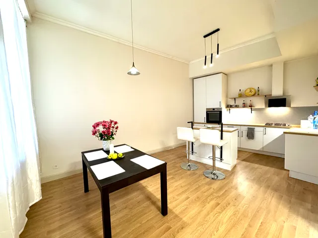 Eladó lakás Budapest VII. kerület, teréz körút 118 nm