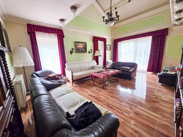 Eladó ház Budapest XV. kerület, Rákospalota 281 nm