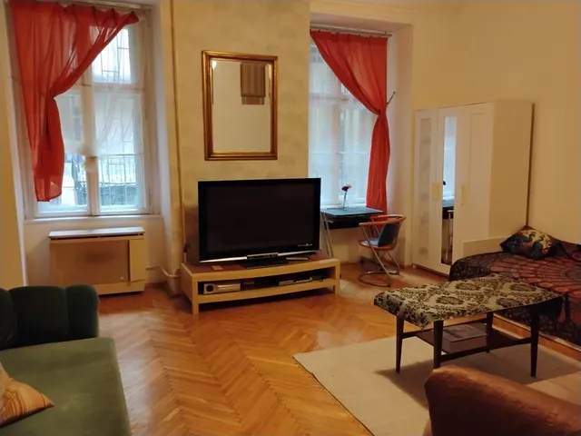 Eladó lakás Budapest II. kerület 65 nm