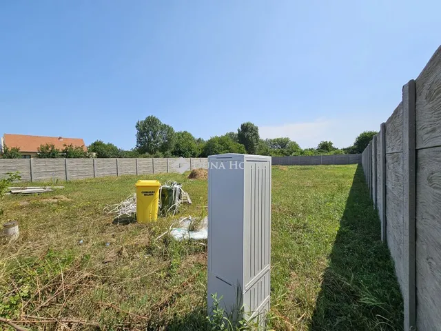 Eladó telek Tiszafüred, Béke út 800 nm