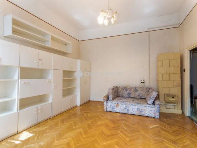 Eladó lakás Budapest V. kerület, Múzeum körút 44 nm