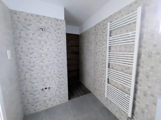 Eladó lakás Vác 121 nm