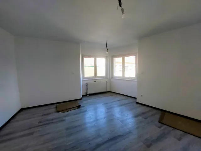 Eladó lakás Vác 121 nm