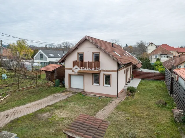 Eladó ház Csömör 136 nm