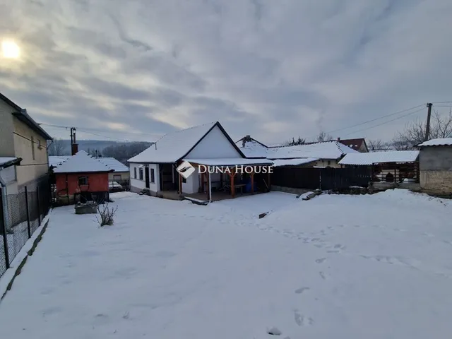 Eladó ház Keszeg 76 nm