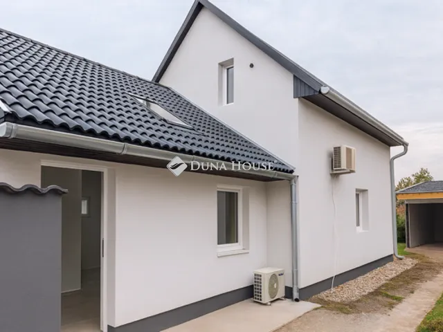 Eladó ház Fót 102 nm