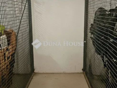 Eladó kereskedelmi és ipari ingatlan Budapest XIII. kerület 6 nm