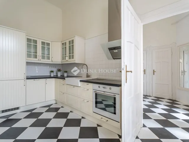 Eladó lakás Budapest VII. kerület 114 nm