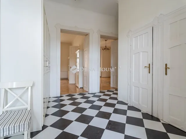 Eladó lakás Budapest VII. kerület, Wesselényi utca 114 nm