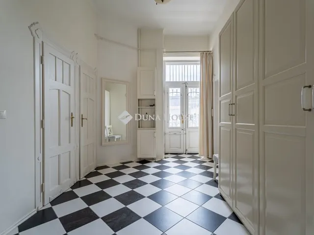 Eladó lakás Budapest VII. kerület, Wesselényi utca 114 nm