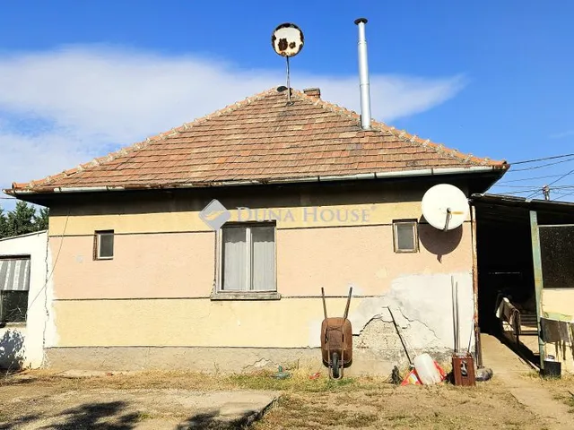 Eladó ház Csörög 60 nm