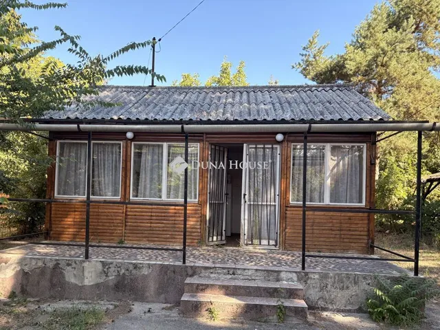 Eladó nyaraló Szigetmonostor 34 nm