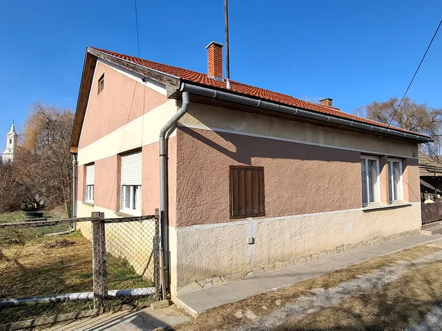 Eladó ház Kisbárapáti 90 nm