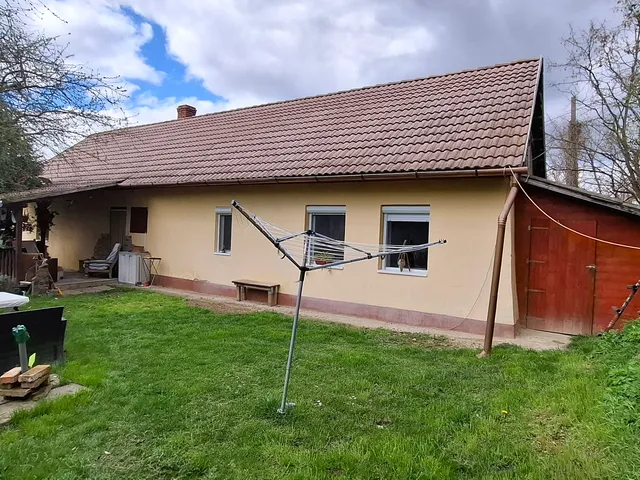 Eladó ház Szőlősgyörök 65 nm