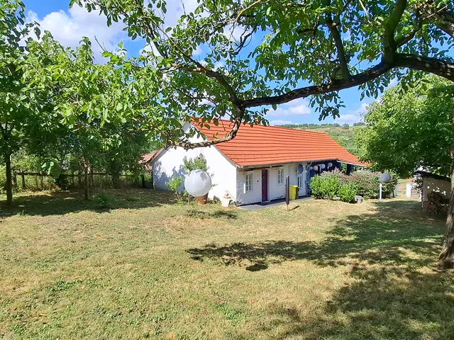 Eladó ház Kisbárapáti 70 nm