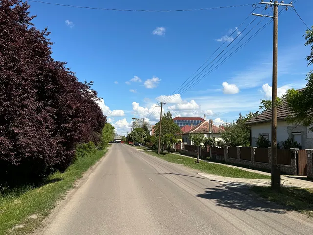 Eladó telek Egyek, Fő utca 1903 nm