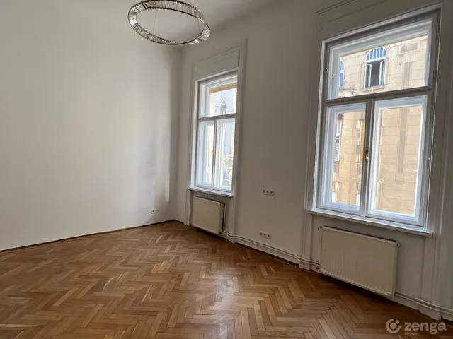 Kiadó lakás Budapest VI. kerület 135 nm
