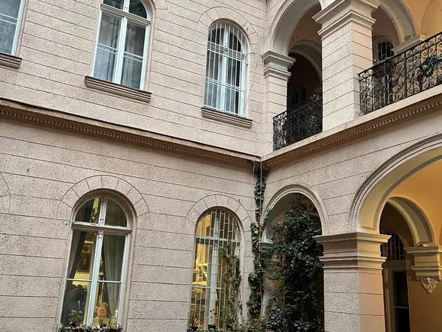 Eladó lakás Budapest VI. kerület, Nagymező utca 67 nm