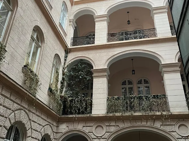 Eladó lakás Budapest VI. kerület, Nagymező utca 67 nm