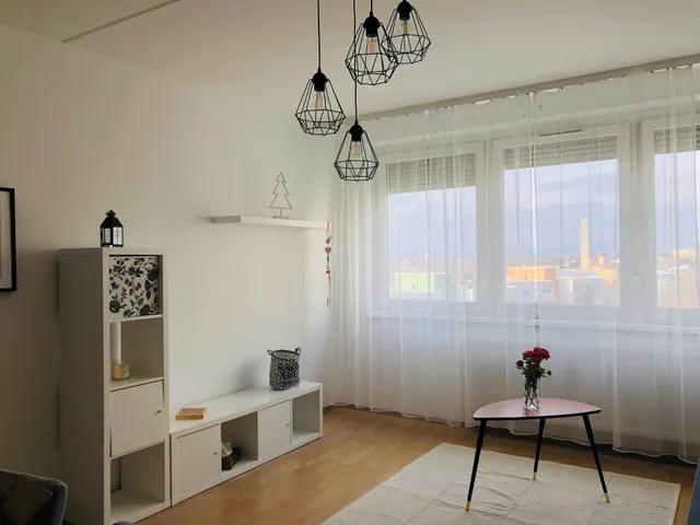 Eladó lakás Budapest X. kerület, Újhegy 50 nm
