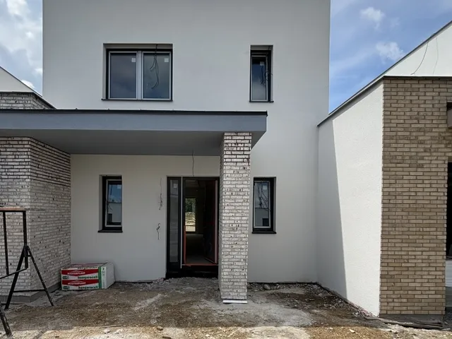Eladó ház Győr, Likócs 146 nm