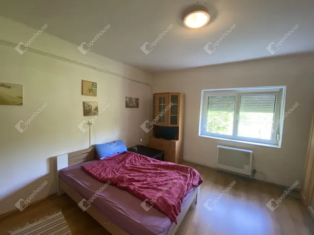 Eladó ház Nyúl 80 nm