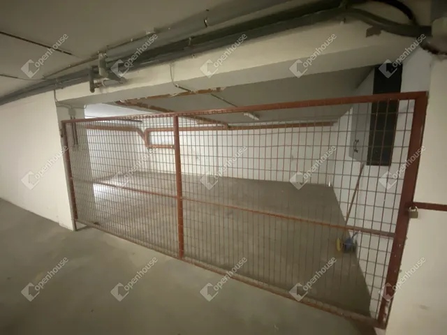 Kiadó garázs Győr, Sziget 36 nm