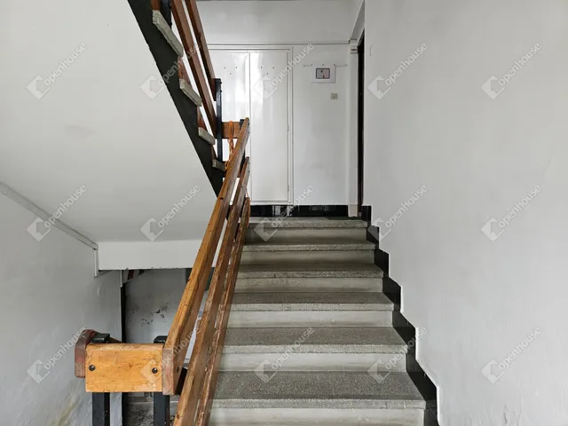 Eladó lakás Győr, Nádorváros 96 nm