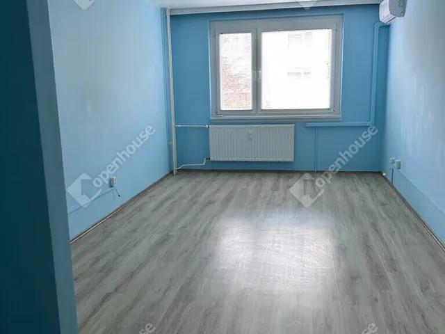 Kiadó lakás Győr, Nádorváros 53 nm