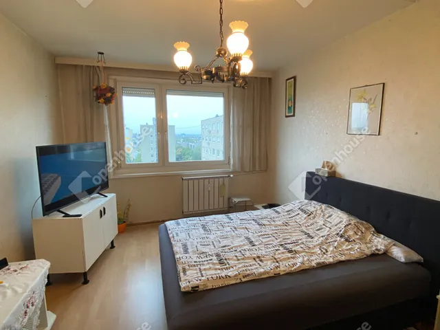 Eladó lakás Győr, Adyváros 44 nm