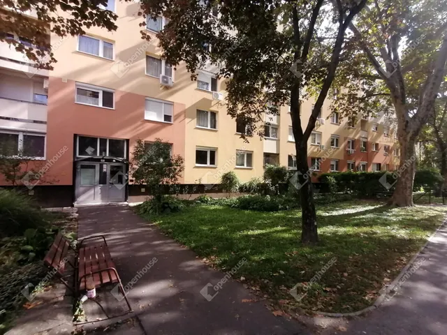 Eladó lakás Győr, Nádorváros 53 nm