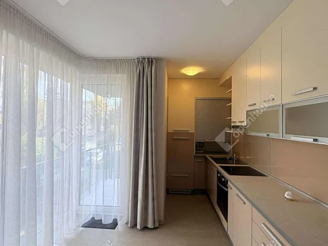 Kiadó lakás Győr, Nádorváros 38 nm