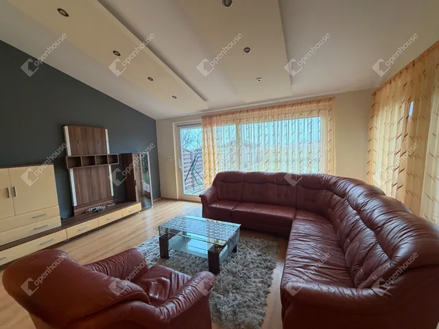 Kiadó ház Győr, Kismegyer 150 nm