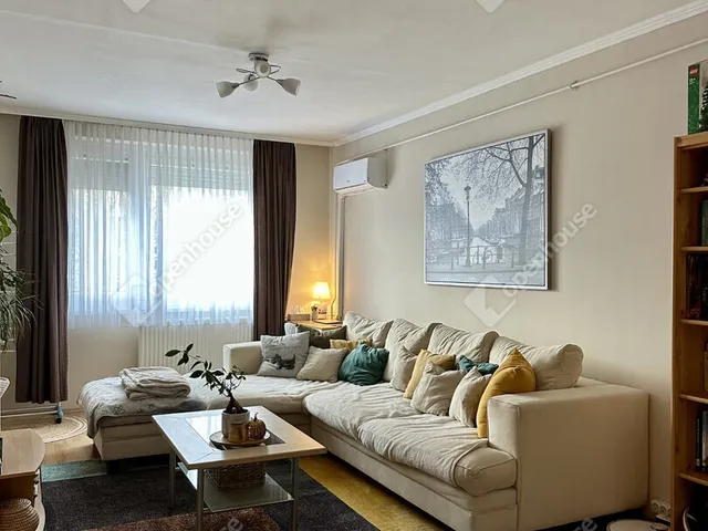 Eladó lakás Győr, Adyváros 53 nm