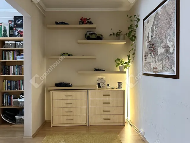 Eladó lakás Győr, Adyváros 53 nm