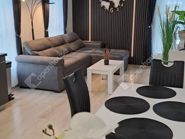 Eladó lakás Győr, Gyárváros 47 nm