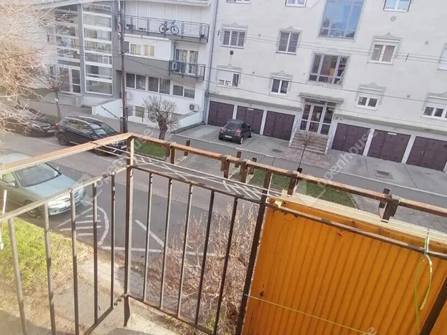 Eladó lakás Győr, Nádorváros 65 nm