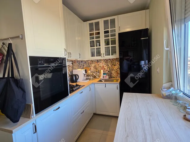 Eladó lakás Győr, Adyváros 70 nm