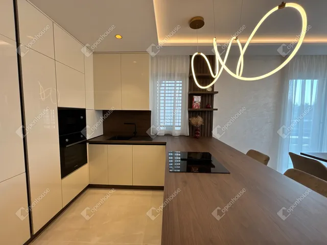 Eladó ház Győr, Likócs 142 nm