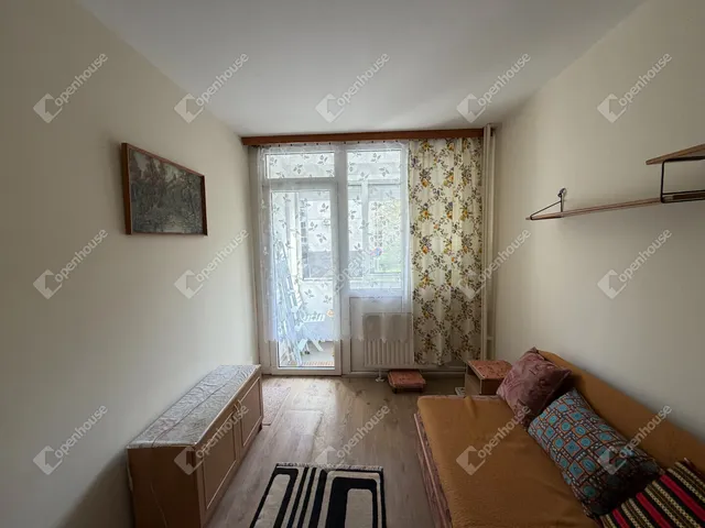 Eladó lakás Győr, Adyváros 47 nm