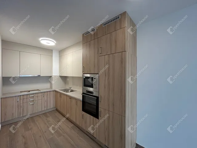 Kiadó lakás Győr, Nádorváros 86 nm