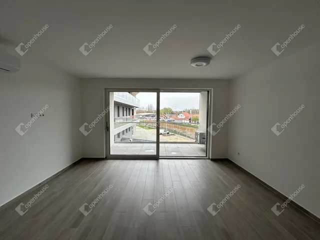 Kiadó lakás Győr, Nádorváros 63 nm