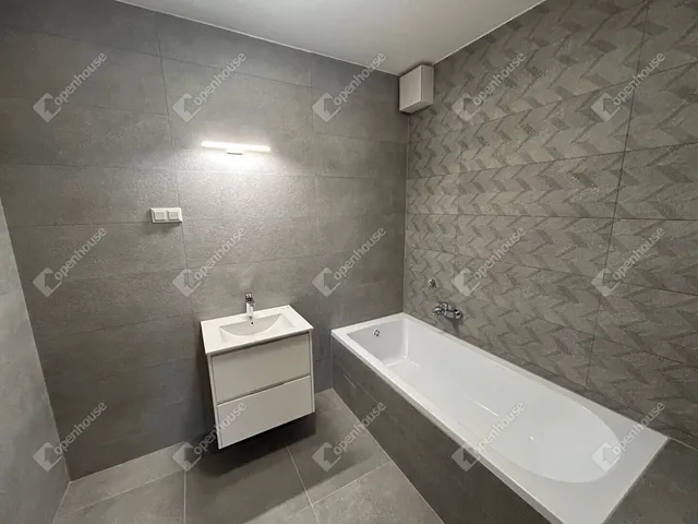 Kiadó lakás Győr, Nádorváros 86 nm