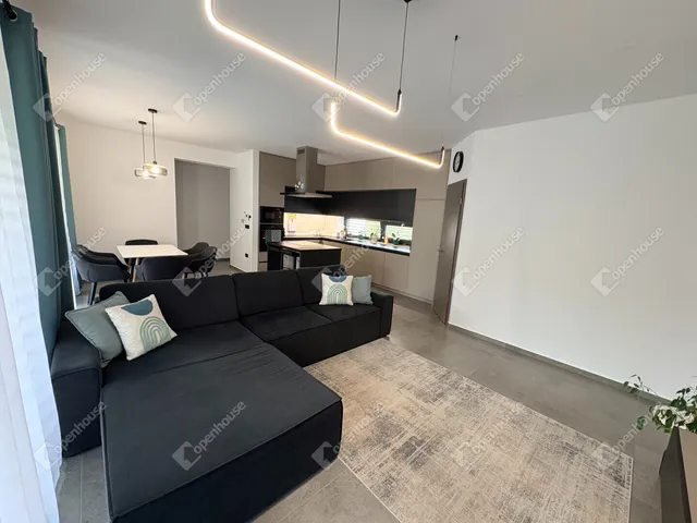 Eladó ház Győrújbarát 107 nm