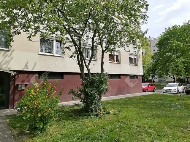 Eladó lakás Győr, Nádorváros 36 nm