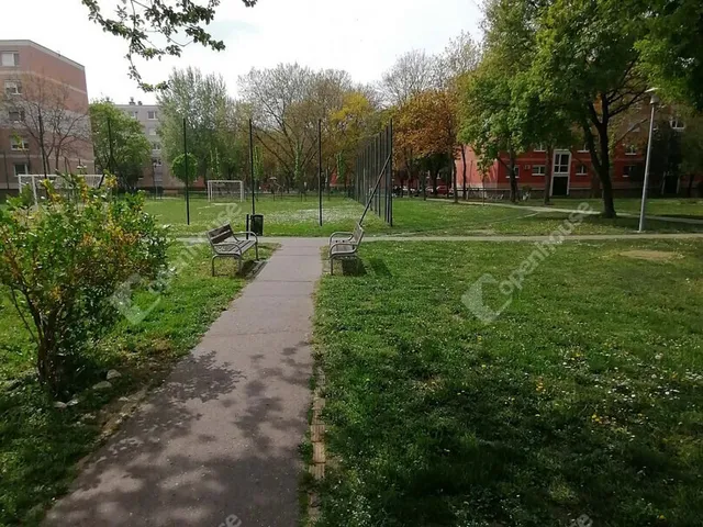 Eladó lakás Győr, Nádorváros 36 nm