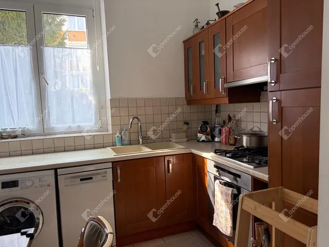 Eladó lakás Győr, Nádorváros 82 nm