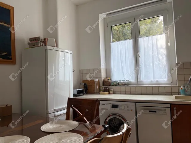 Eladó lakás Győr, Nádorváros 82 nm