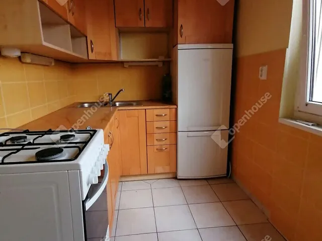 Eladó lakás Győr, Nádorváros 68 nm