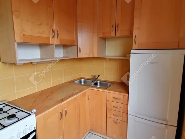 Eladó lakás Győr, Nádorváros 68 nm